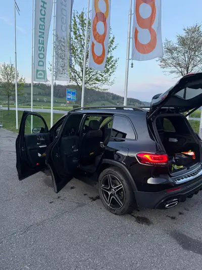 Mercedes-Benz GLB 220 d AMG Line — SUV compact robuste, 4×4 performant, faible kilométrage — Heckansicht