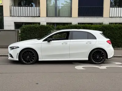 Mercedes-Benz Classe A 220 AMG Line 4Matic — Berline compacte dynamique, peu kilométrée — Heckansicht