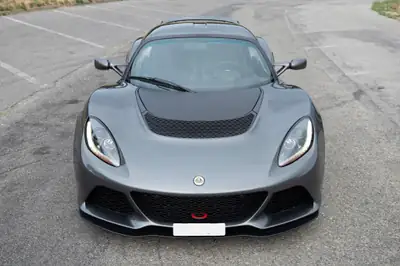 Lotus Exige 3.5 V6 S — Coupé sportif ultime, 350 ch et seulement 36 000 km — rear view