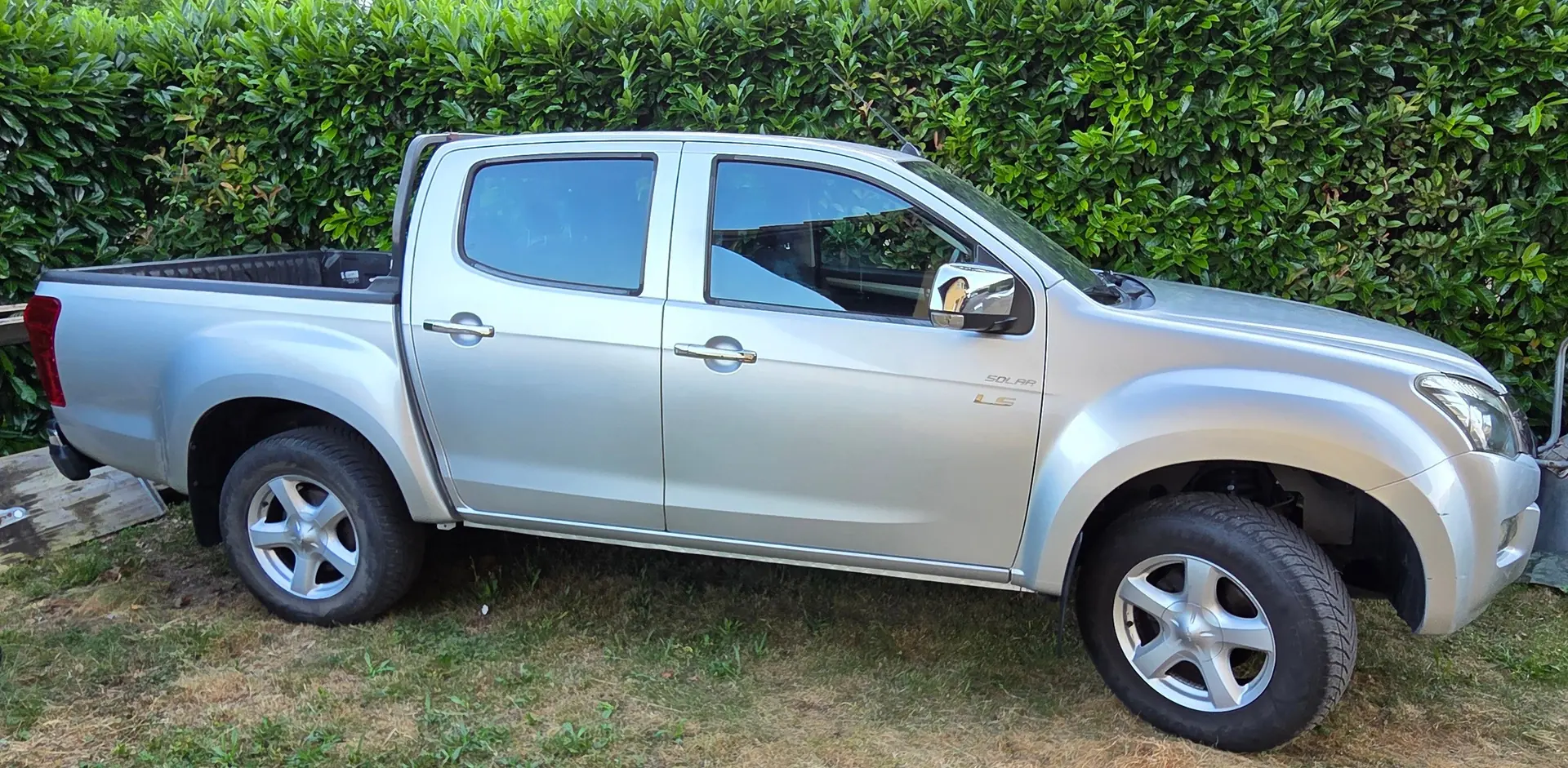Isuzu D-Max 2012 occasion Yvorne — 3