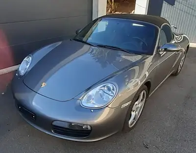 Porsche 718 Boxster — Roadster sportif 245 ch, sans accident — côté