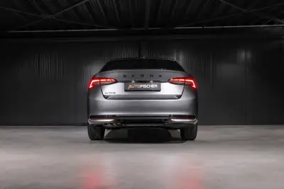 Skoda Octavia Limousine 1.5 TSI mHEV — Berline hybride légère, 14'800 km, garantie 5 ans — détail