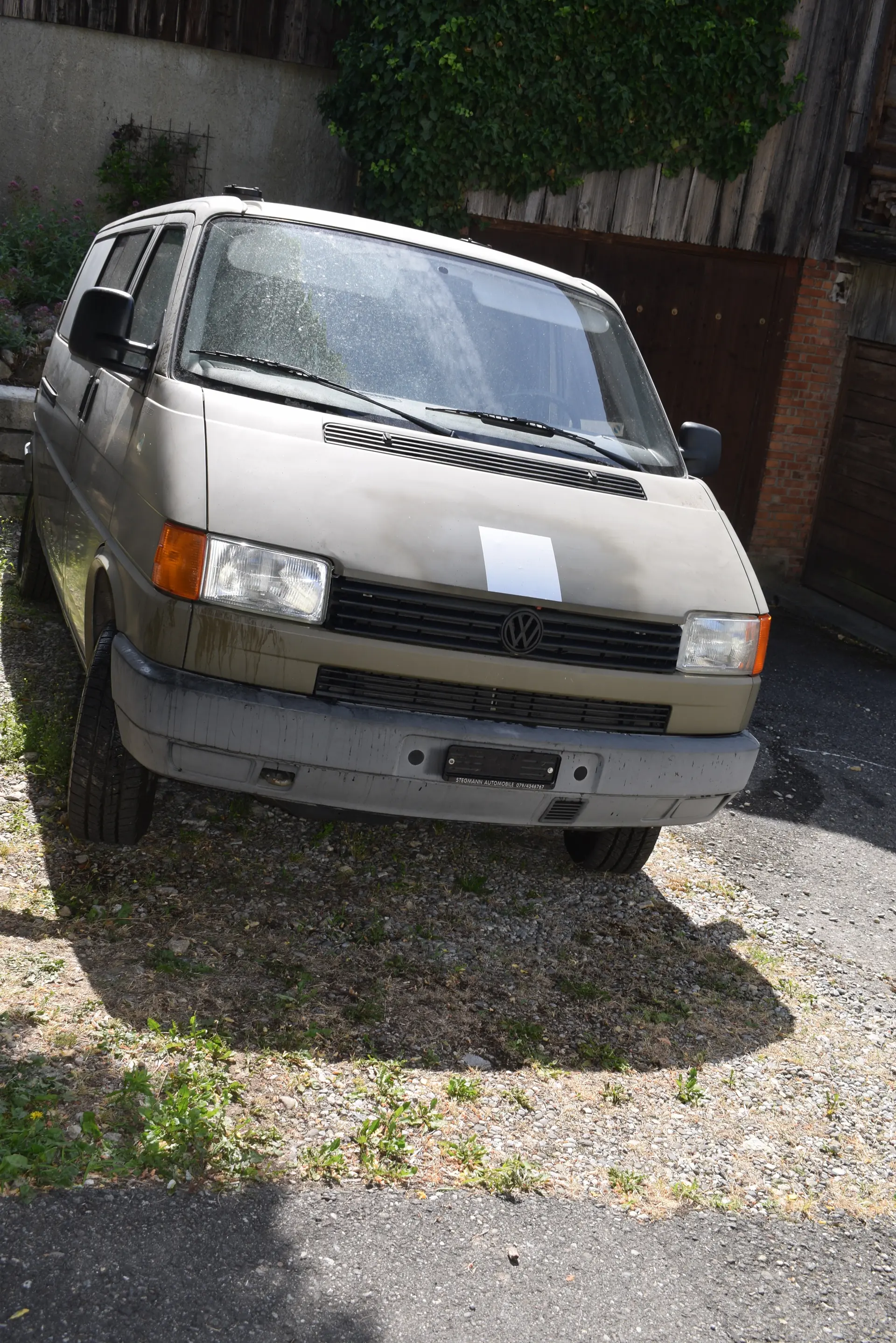 VW T4 Syncro Lang — Monospace polyvalent 6 places, traction intégrale, kilométrage ultra-faible — Außenansicht