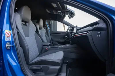 Skoda Octavia Limousine 1.5 TSI mHEV — Hybride léger, technologie et efficacité réunies — Miniature 11