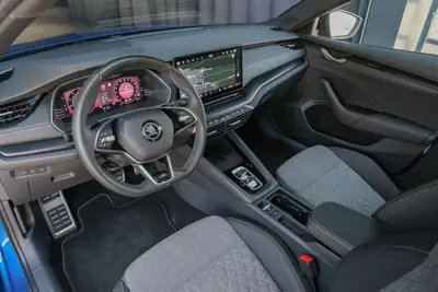 Skoda Octavia Limousine 1.5 TSI mHEV — Hybride léger, technologie et efficacité réunies — Miniature 13