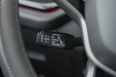 Skoda Octavia Limousine 1.5 TSI mHEV — Hybride léger, technologie et efficacité réunies — Miniature 22
