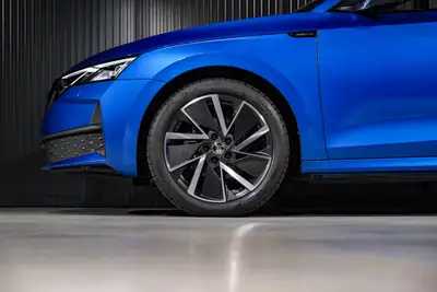 Skoda Octavia Limousine 1.5 TSI mHEV — Hybride léger, technologie et efficacité réunies — Miniature 28