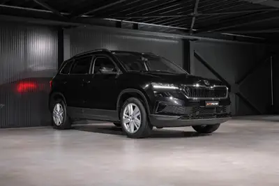 Skoda Karoq 1.5 TSI Top Selection — SUV compact dynamique, garantie 5 ans usine — tableau de bord