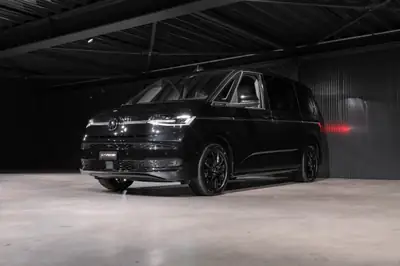 VW T7 Multivan 2.0 TDI Style — 7 places, technologie premium et faible kilométrage — intérieur