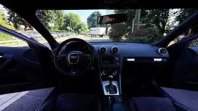 Audi A3 Sportback 2.0 TFSI quattro — Sportivité allemande et traction intégrale — Miniatur 9