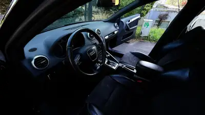 Audi A3 Sportback 2.0 TFSI quattro — Sportivité allemande et traction intégrale — Miniatur 10