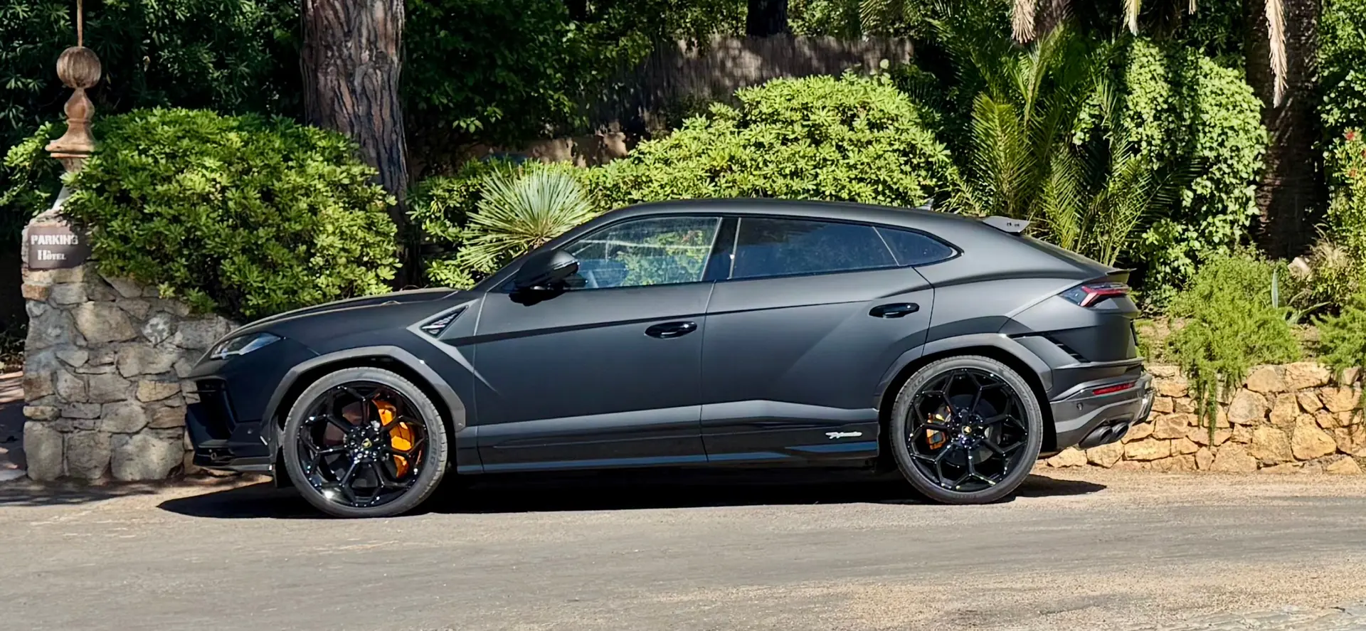 Lamborghini Urus 4.0 Performante 2025 — SUV ultrasportif full carbone, 5350 km seulement