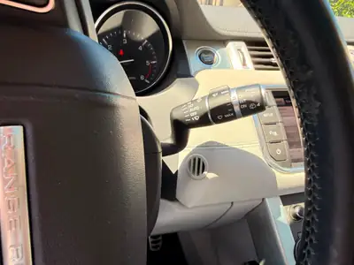 Land Rover Range Rover Evoque 2.2 TD4 Dynamic — SUV compact premium, entretien suivi — Miniature 11
