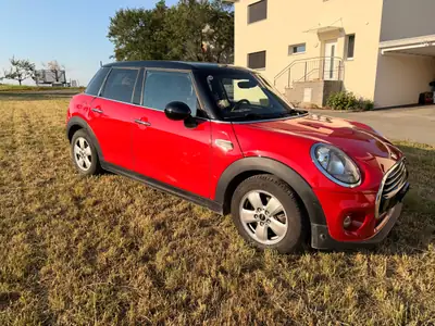 MINI Cooper 136 ch — Citadine dynamique, boîte auto, faible kilométrage — fianco