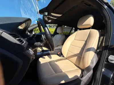 Mercedes-Benz C 200 Kompressor Avantgarde — Break automatique, cuir chauffant et caméra — Miniature 12
