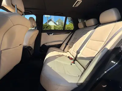 Mercedes-Benz C 200 Kompressor Avantgarde — Break automatique, cuir chauffant et caméra — Miniature 13