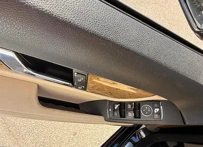 Mercedes-Benz C 200 Kompressor Avantgarde — Break automatique, cuir chauffant et caméra — Miniature 16