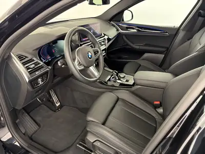 BMW X4 xDrive 48V 20d M Sport 2025 — SUV coupé diesel hybride, première main — tableau de bord