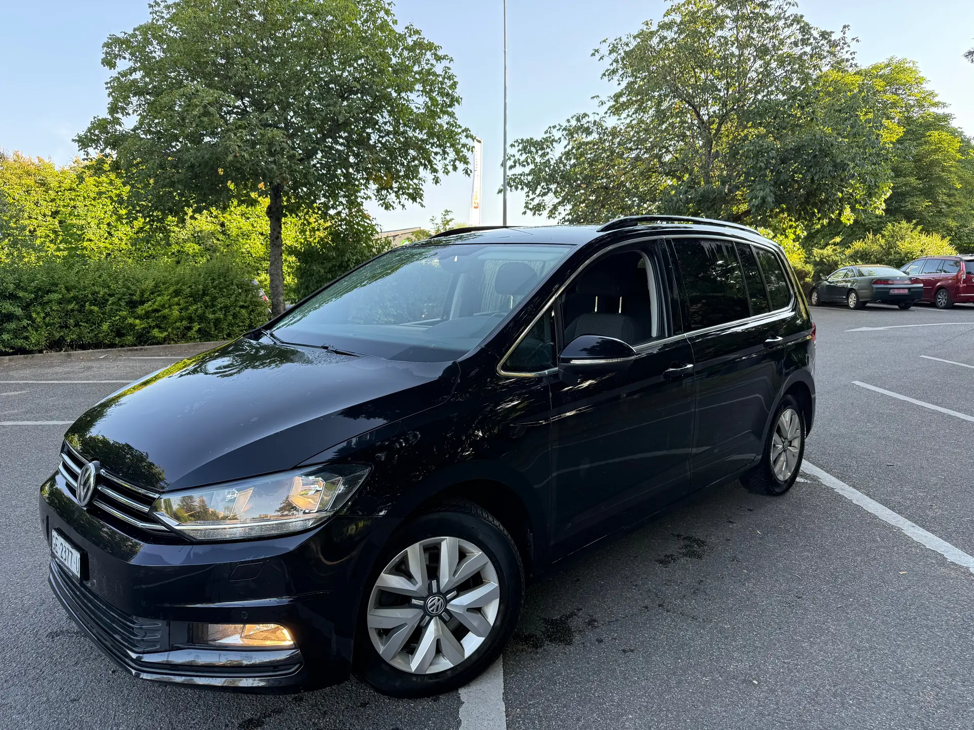 Volkswagen Touran 2017 occasion Meyrin — 1