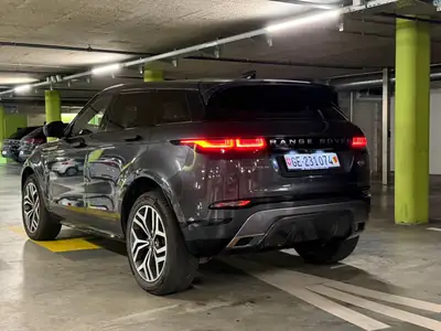 Land Rover Range Rover Evoque 2.0 T 250 R-Dynamic HSE — Hybride MHEV, Design Premium — Heckansicht