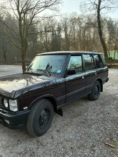 Land Rover Range Rover 3.9 — Le classique britannique incontournable, entièrement révisé — Heckansicht