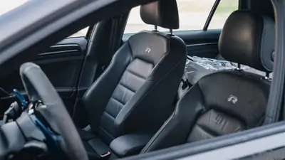 VW Golf 7R 2.0 TSI 300 ch — Berline sportive affûtée, sans accident — detail