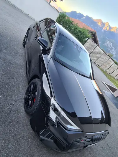 Audi S3 Limousine 2.0 TFSI Quattro — 310 ch, toit ouvrant, 51 500 km seulement — fianco