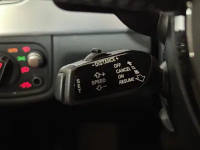 Audi A8 3.0 V6 TDI Quattro — Berline de prestige, toit panoramique et suspension pneumatique — Thumbnail 9