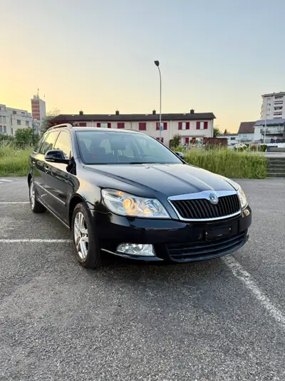 Skoda Octavia Combi 1.8 TSI — Polyvalence 4x4 et motorisation puissante — arrière