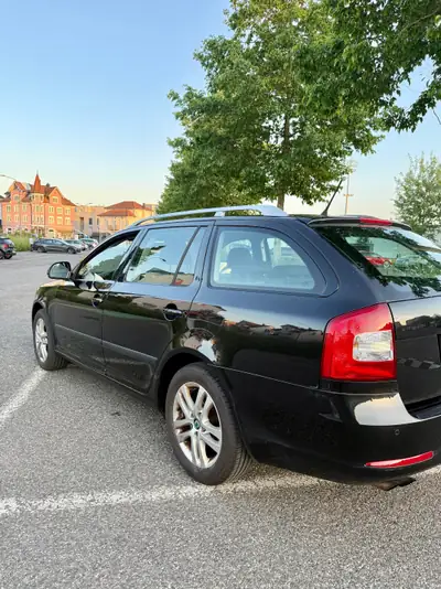 Skoda Octavia Combi 1.8 TSI — Polyvalence 4x4 et motorisation puissante — intérieur