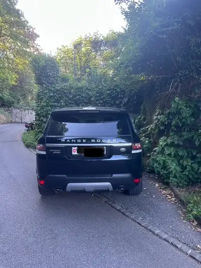 Range Rover Sport 3.0 SDV6 Autobiography — SUV premium diesel, 110'000 km, sans sinistre — vista posteriore