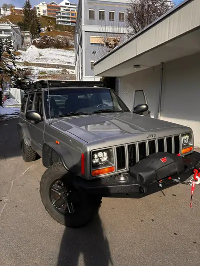 Jeep Cherokee 4.0 Limited Freedom — SUV robuste et spacieux, sans accident — vue extérieure