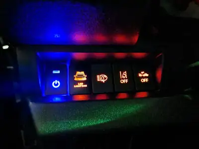 Suzuki Jimny 1.5 Compact Top 4x4 — Le véritable baroudeur, à transmission manuelle — Miniatur 16