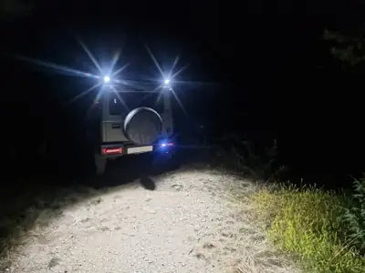 Suzuki Jimny 1.5 Compact Top 4x4 — Le véritable baroudeur, à transmission manuelle — Miniatur 18