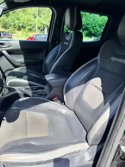 Ford Ranger Raptor 2.0 Eco Blue 4x4 — Pick-up musclé, 127'000 km seulement — Miniature 9