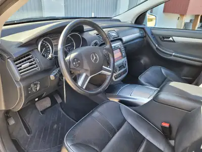 Mercedes-Benz R 350 V6 CDI 4matic — Monospace premium 7 places, diesel performant — Seitenansicht