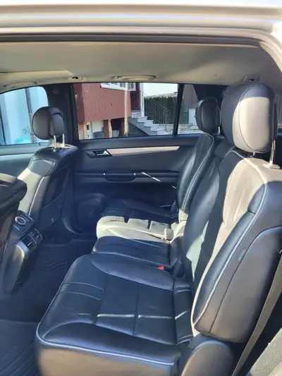 Mercedes-Benz R 350 V6 CDI 4matic — Monospace premium 7 places, diesel performant — Heckansicht
