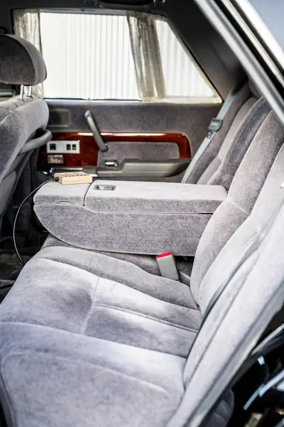 Toyota Century VG40 V8 4.0 — Légendaire limousine JDM, état collecteur — Miniature 14
