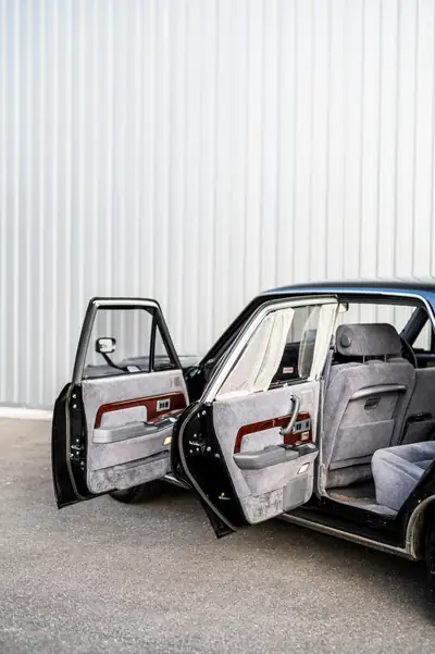 Toyota Century VG40 V8 4.0 — Légendaire limousine JDM, état collecteur — Miniature 16