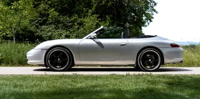 Porsche 911 Carrera 2 Cabriolet — 320 ch, roadster mythique, toile électrique — Außenansicht