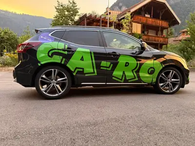 Nissan Qashqai 1.7 dCi N-Tec 4x4 — SUV robuste, équipé 8 roues complètes et sièges chauffants — Außenansicht