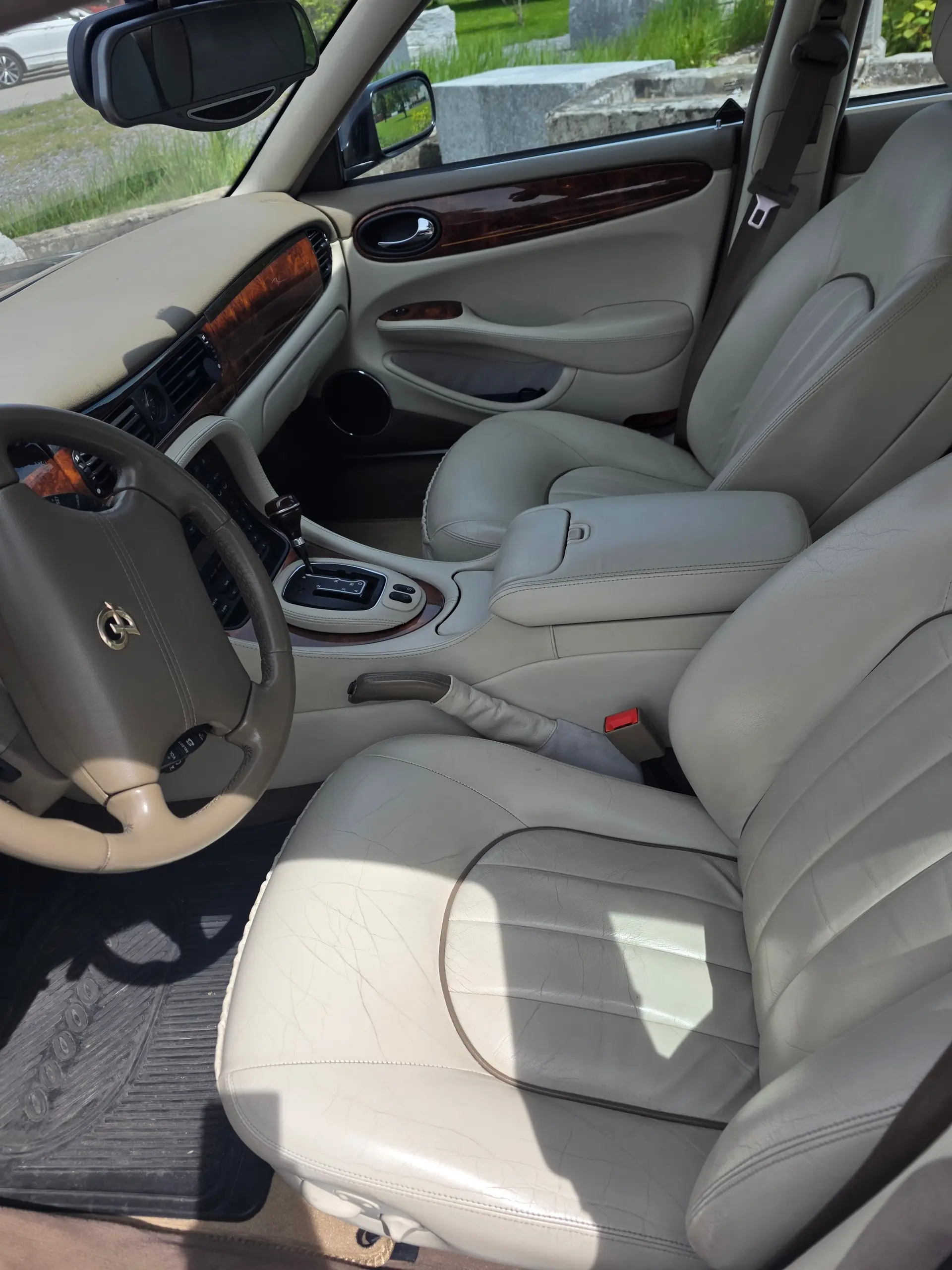 Daimler V8 1999 occasion Galgenen — 2