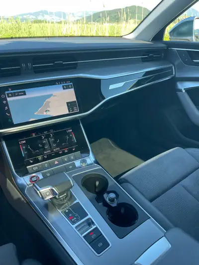 Audi S6 Avant 3.0 V6 TDI Quattro — Break sportif diesel, toit panoramique, 115'000 km — détail