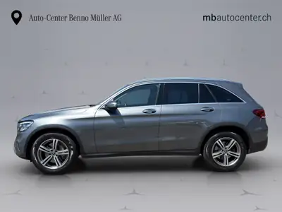 Mercedes-Benz GLC 300 4MATIC — SUV hybride essence, 117 000 km, finition premium — côté