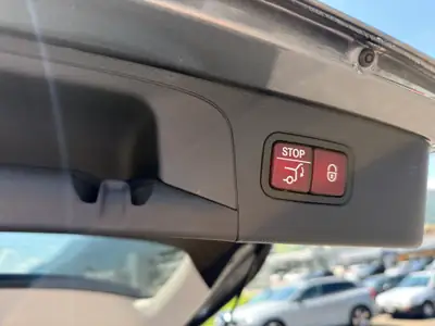 Mercedes-Benz GLC 300 4MATIC — SUV hybride essence, 117 000 km, finition premium — Miniature 14