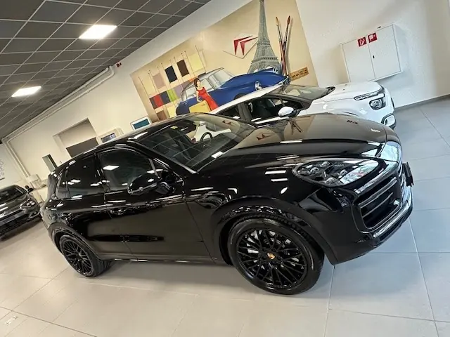 Porsche Cayenne 2018 occasion Meggen — 1