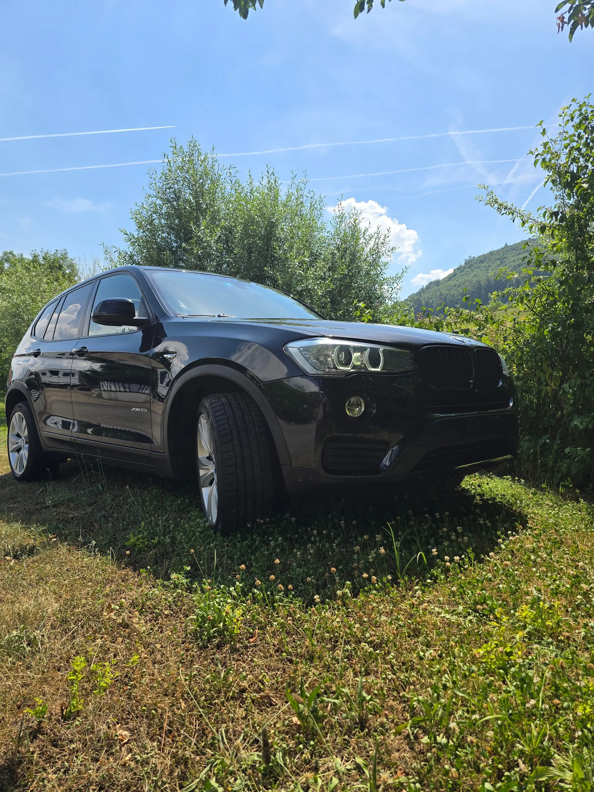 BMW X3 20i xDrive 2015 — SUV premium 4x4, entretien impeccable et équipé