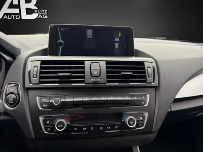 BMW M135i Steptronic — Berline sportive 320 ch, entretien à jour, sans sinistre — Miniature 12
