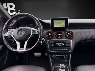 Mercedes-AMG A 45 4Matic — Performance 360 ch, Blanc Perlé, Entretien à jour — Miniature 11