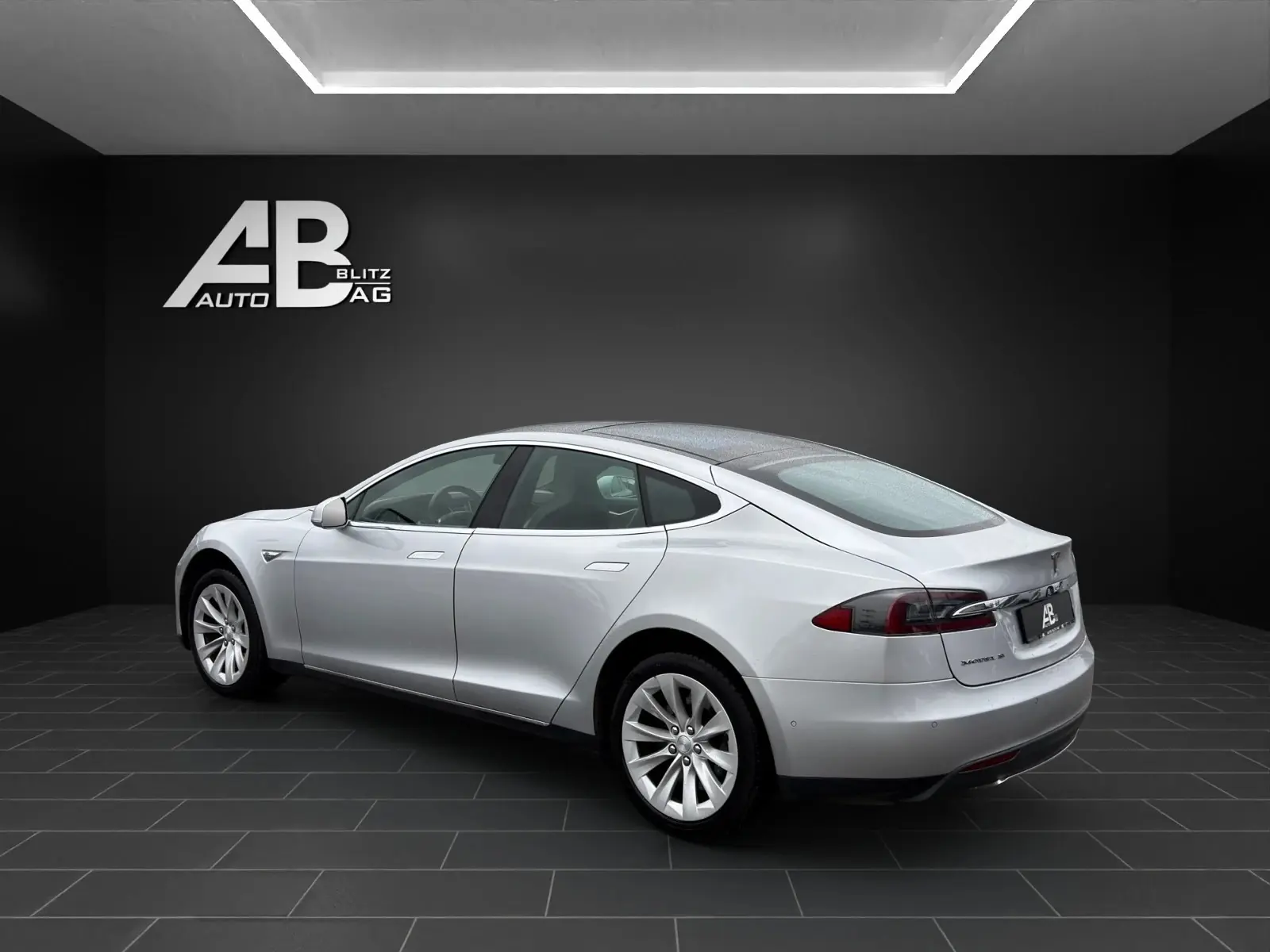 Tesla Model S 2015 occasion Hunzenschwil — 3